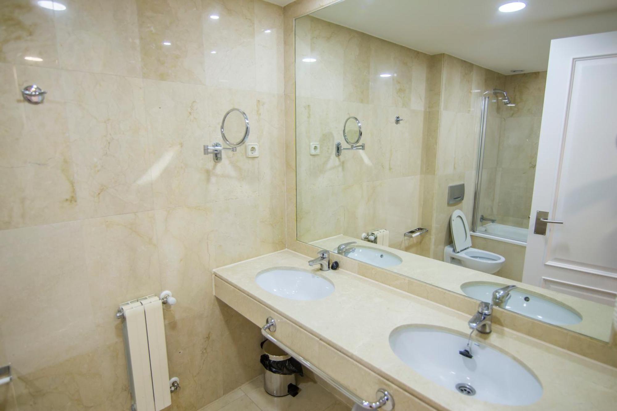 פינטו Apartamentos Plaza De Santiago - Estudios Turisticos - 1 Llave מראה חיצוני תמונה
