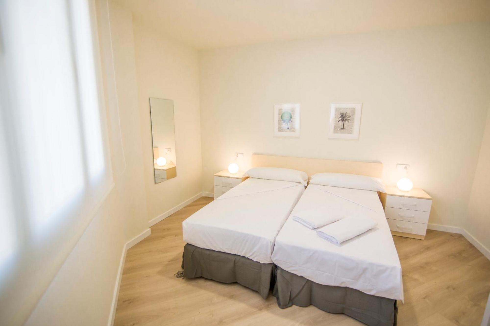 פינטו Apartamentos Plaza De Santiago - Estudios Turisticos - 1 Llave מראה חיצוני תמונה